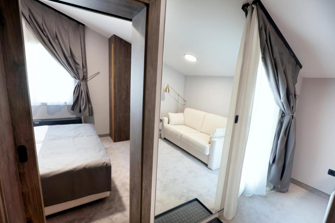 Hotell Milenij Makarska