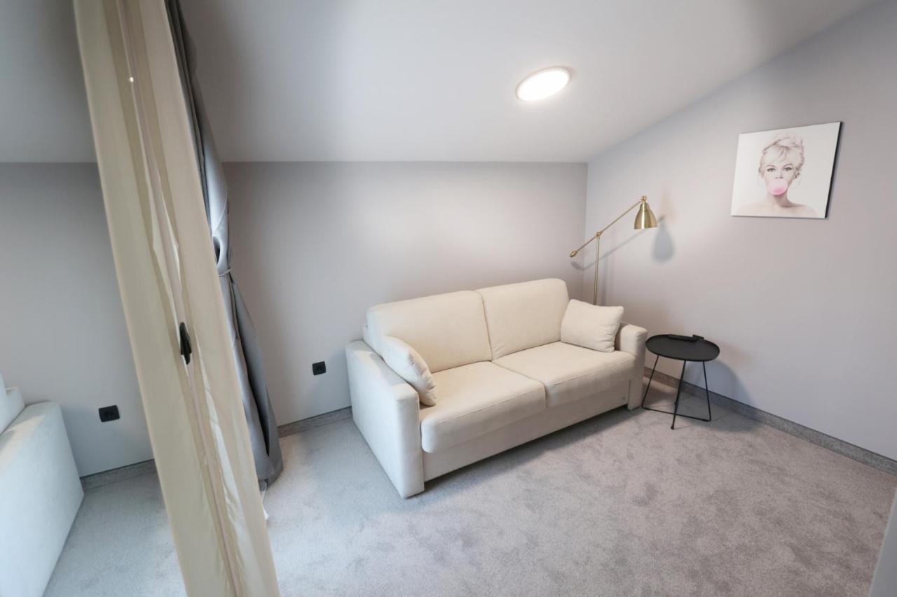 Hotell Milenij 4*